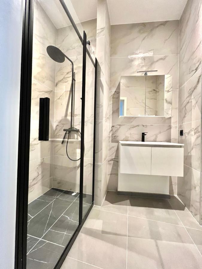 Luxury Brand New Apartment Bruxelles Eksteriør billede