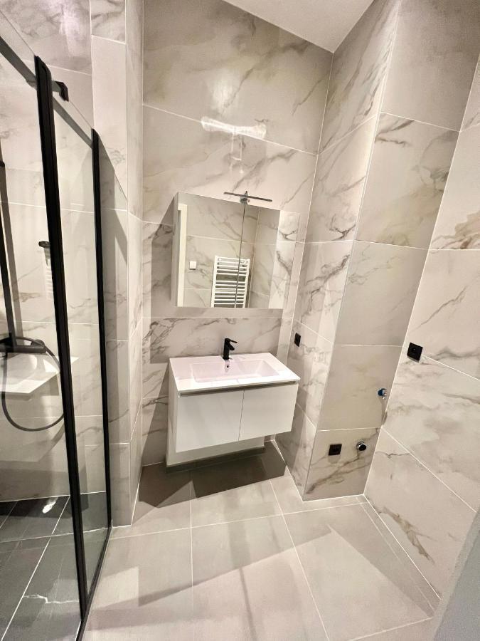 Luxury Brand New Apartment Bruxelles Eksteriør billede